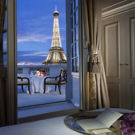 Apartament Touga's Luxe Tour Eiffel